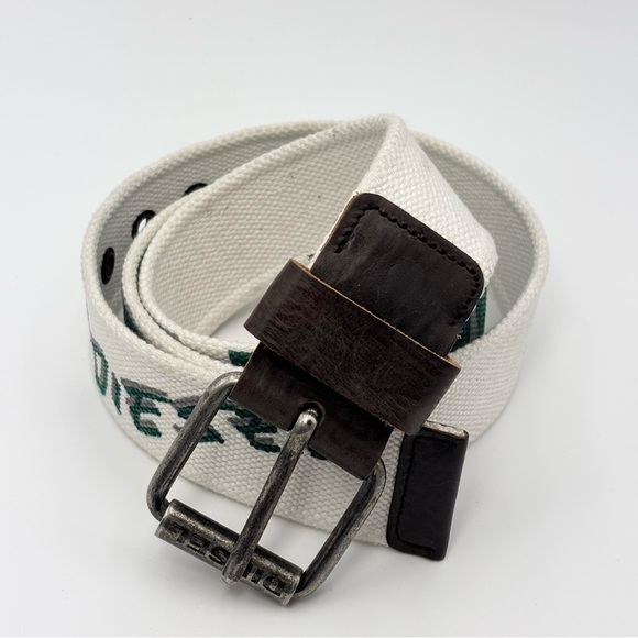 Diesel‎ White and Green Belt size 95 / 36\